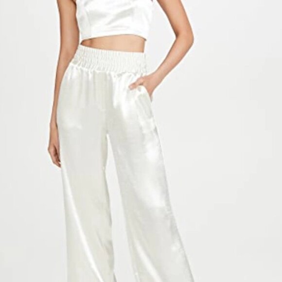 Cinq A Sept Textured Satin Crop Top In Gardenia White - Picture 5 of 10
